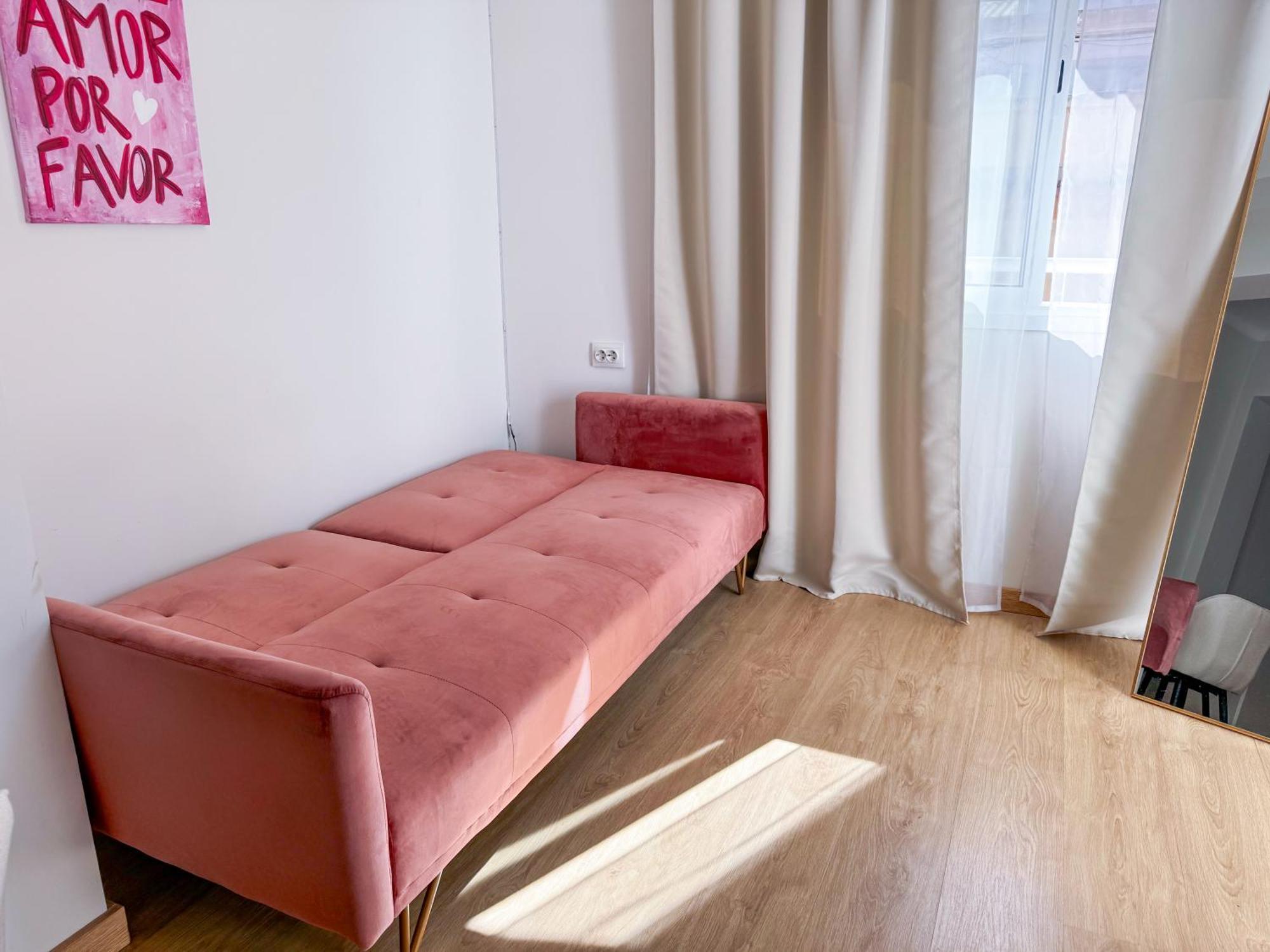 Studio Aiora Valence Chambre photo