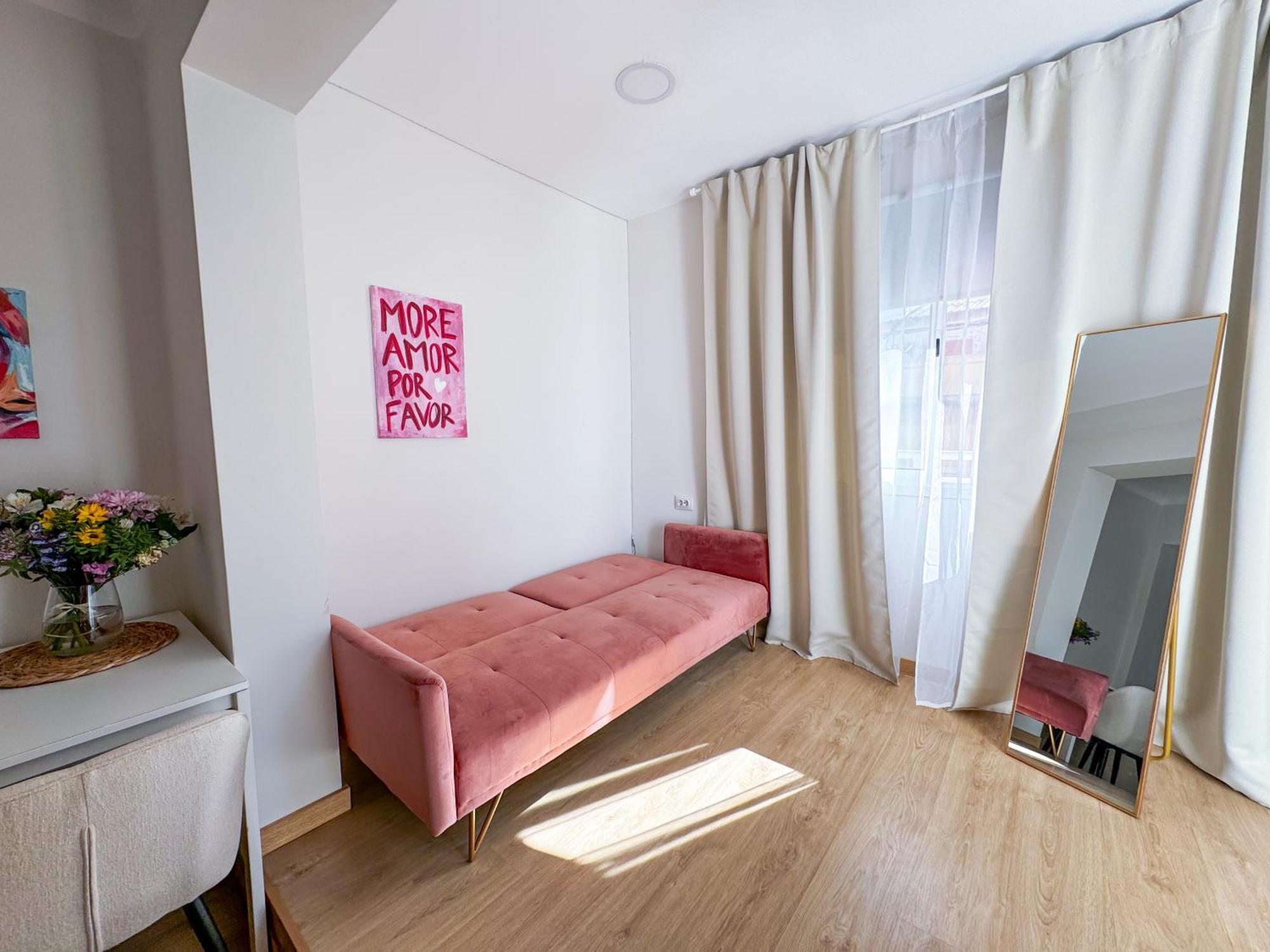 Studio Aiora Valence Chambre photo